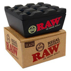 Raw Black Regal ashtray, stylish black ceramic ashtray with a sleek design, perfect for cigarette or cigar disposal.